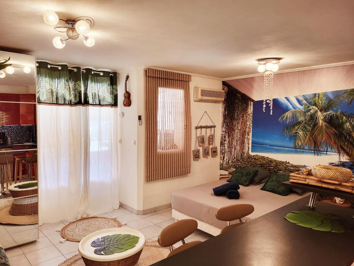 Le Studio Tahiti 4 Pers 600M De La Plage La Faviere Bormes-les-Mimosas Bagian luar foto