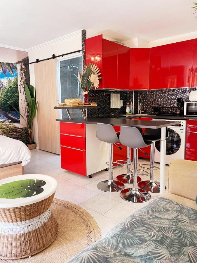 Le Studio Tahiti 4 Pers 600M De La Plage La Faviere Bormes-les-Mimosas Bagian luar foto